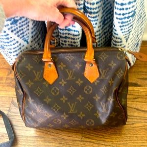 Louis Vuitton Speedy 30